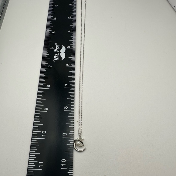 Elegant Silver Moon and Pearl Planet Pendant Necklace - Picture 4 of 7